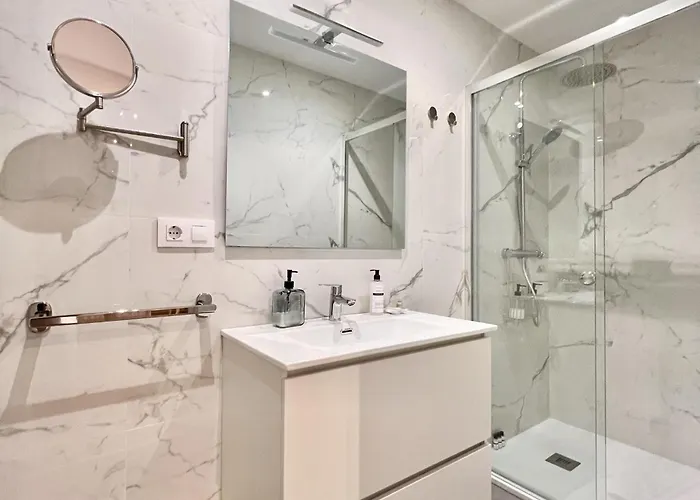 Calderon's Dreams - Monabri アパート *