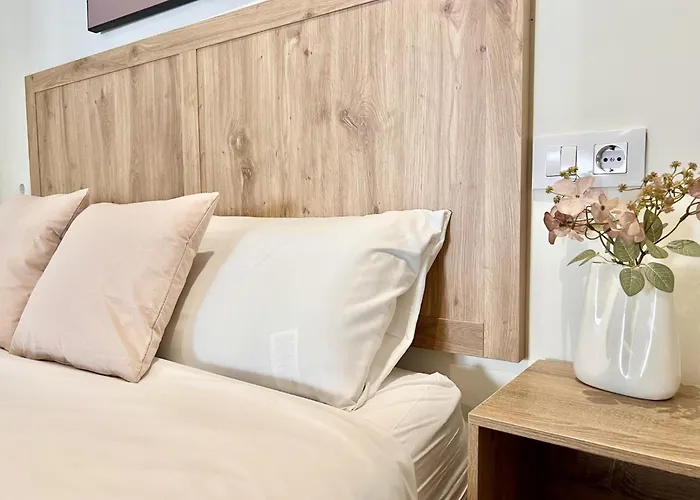 Calderon's Dreams - Monabri * סנטנדר