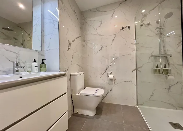 Calderon's Dreams - Monabri サンタンデール