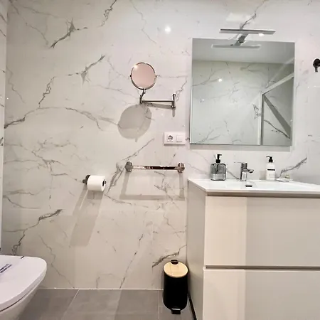 Calderon's Dreams - Monabri * Santander