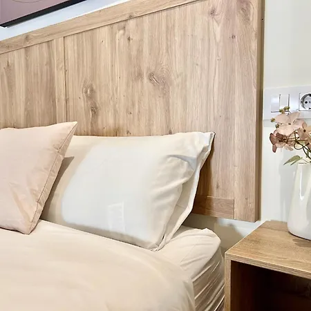 Calderon's Dreams - Monabri * Santander