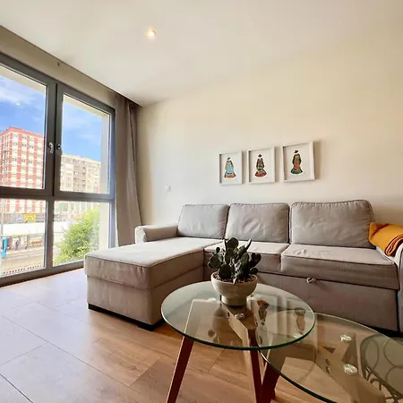 Calderon's Dreams - Monabri Appartement