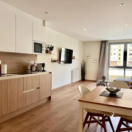 Calderon's Dreams - Monabri * Santander